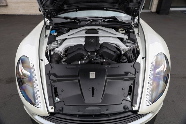 2016 Aston Martin Vanquish Carbon