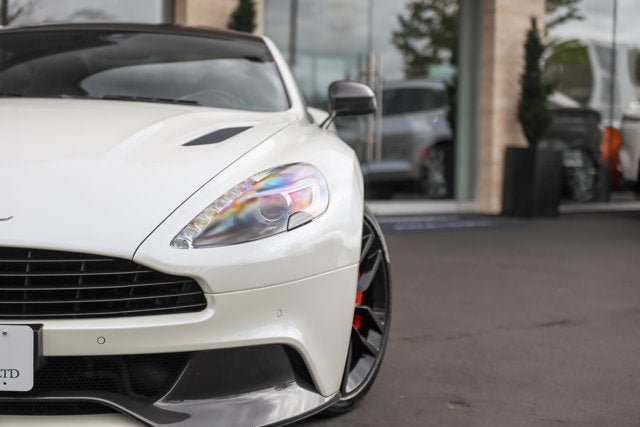2016 Aston Martin Vanquish Carbon