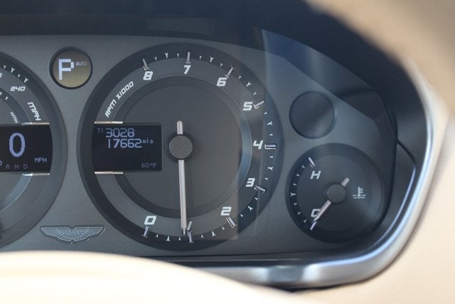 2014 Aston Martin Vanquish 2dr Cpe