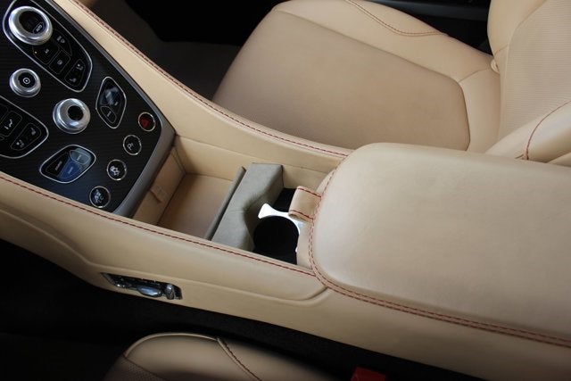2014 Aston Martin Vanquish 2dr Cpe