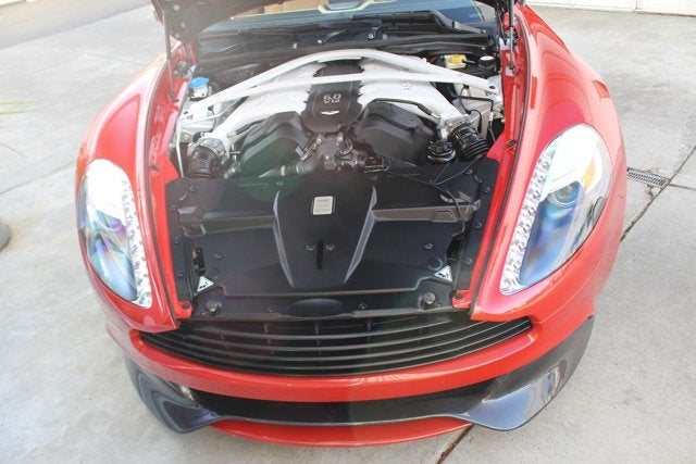 2014 Aston Martin Vanquish 2dr Cpe