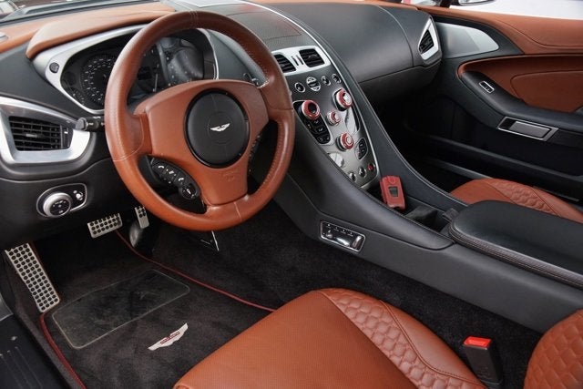 2014 Aston Martin Vanquish 2dr Cpe