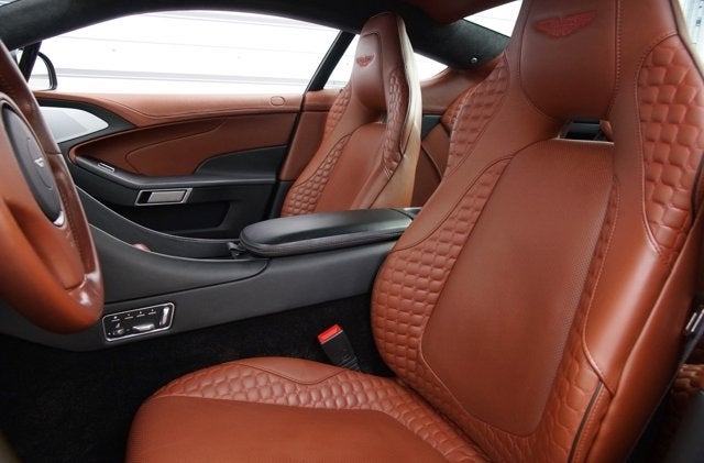 2014 Aston Martin Vanquish 2dr Cpe