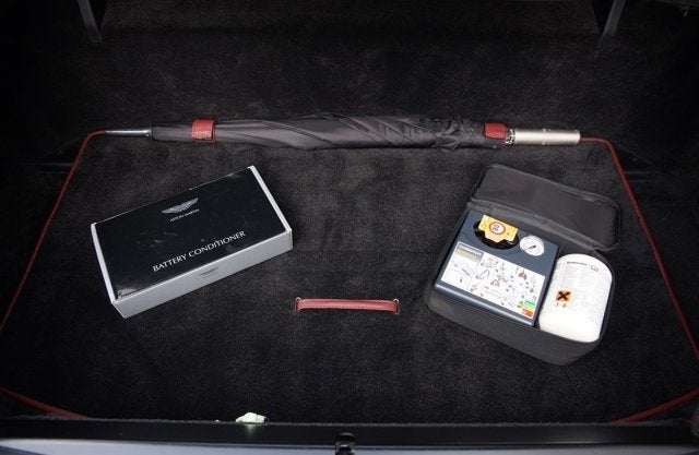 2014 Aston Martin Vanquish 2dr Cpe