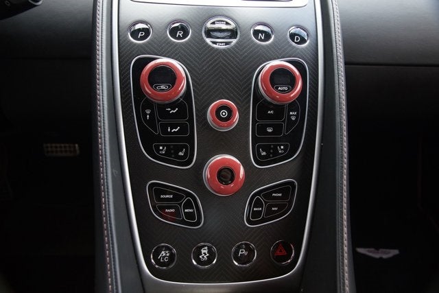 2014 Aston Martin Vanquish 2dr Cpe