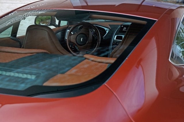 2014 Aston Martin Vanquish 2dr Cpe