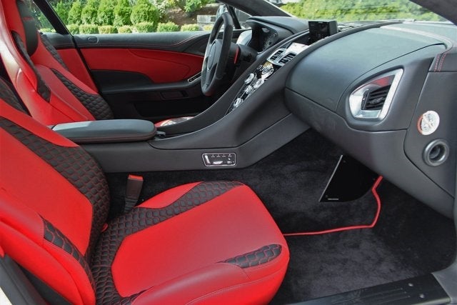 2014 Aston Martin Vanquish 2dr Cpe