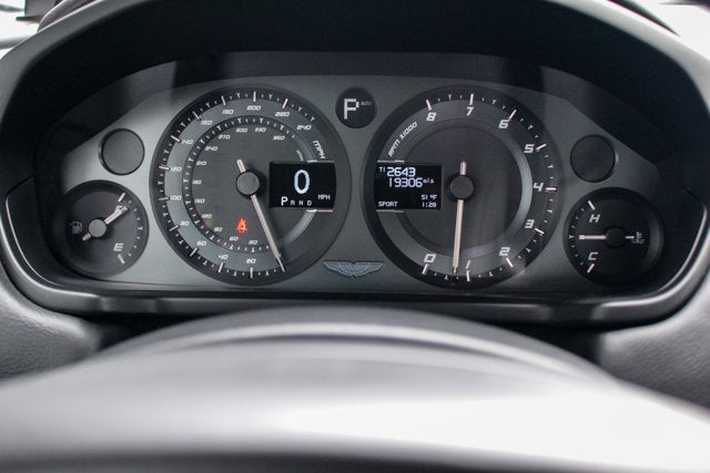 2015 Aston Martin Vanquish 2dr Cpe