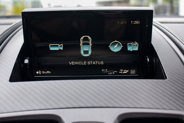 2015 Aston Martin Vanquish 2dr Cpe