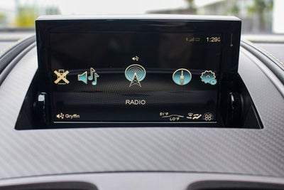 2015 Aston Martin Vanquish 2dr Cpe