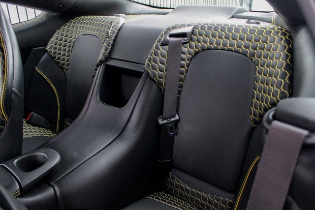 2015 Aston Martin Vanquish 2dr Cpe