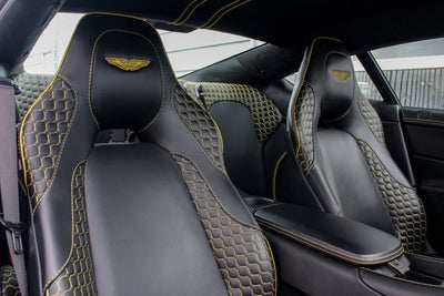 2015 Aston Martin Vanquish 2dr Cpe