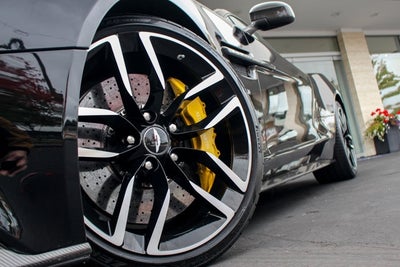 2015 Aston Martin Vanquish 2dr Cpe