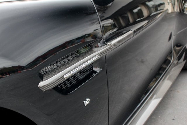 2015 Aston Martin Vanquish 2dr Cpe