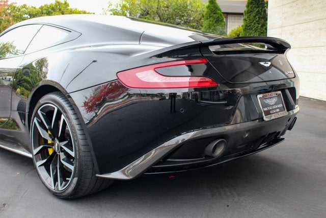 2015 Aston Martin Vanquish 2dr Cpe