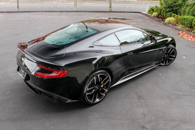 2015 Aston Martin Vanquish 2dr Cpe