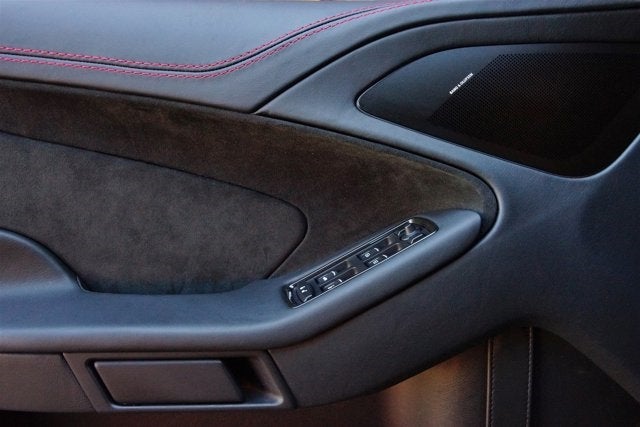 2016 Aston Martin Vanquish Carbon