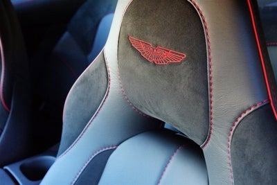 2016 Aston Martin Vanquish Carbon