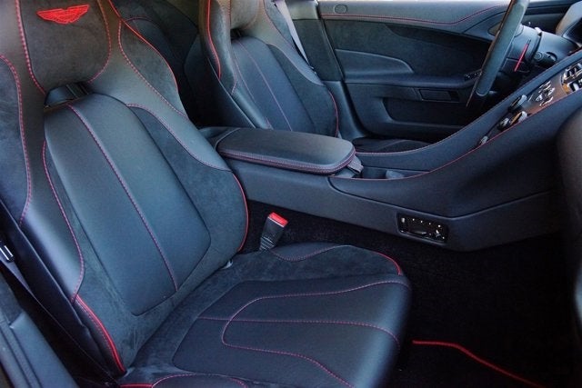 2016 Aston Martin Vanquish Carbon