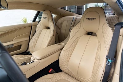 2016 Aston Martin Vanquish Carbon