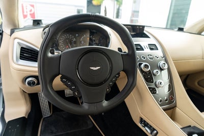 2016 Aston Martin Vanquish Carbon