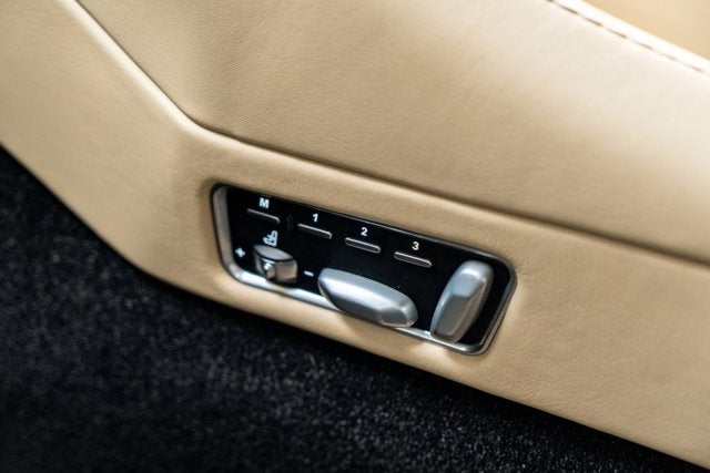 2016 Aston Martin Vanquish Carbon