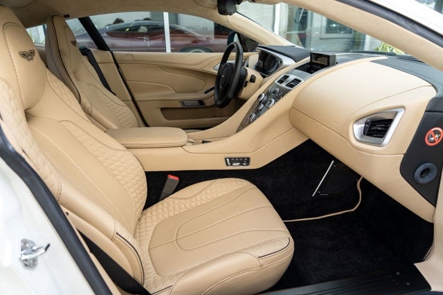 2016 Aston Martin Vanquish Carbon