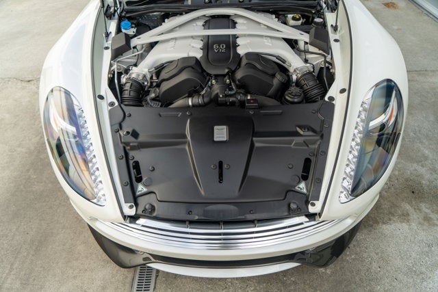 2016 Aston Martin Vanquish Carbon