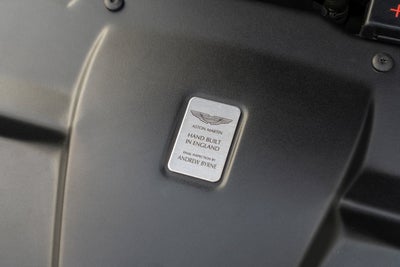 2016 Aston Martin Vanquish Carbon