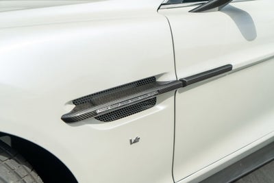 2016 Aston Martin Vanquish Carbon