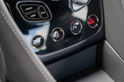 2017 Aston Martin Vanquish Coupe