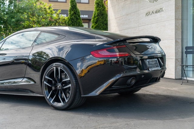 2017 Aston Martin Vanquish Coupe