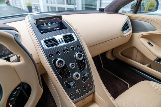 2016 Aston Martin Vanquish Carbon