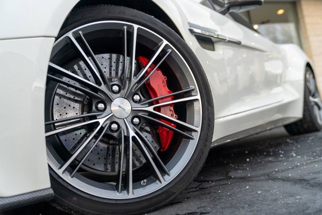 2016 Aston Martin Vanquish Carbon