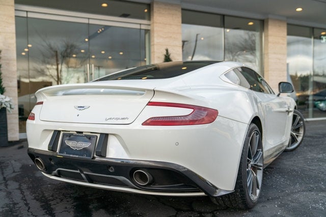 2016 Aston Martin Vanquish Carbon