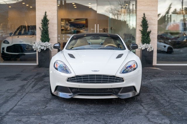 2016 Aston Martin Vanquish Carbon