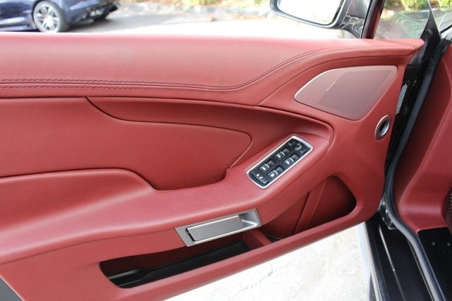 2016 Aston Martin Vanquish 2dr Cpe