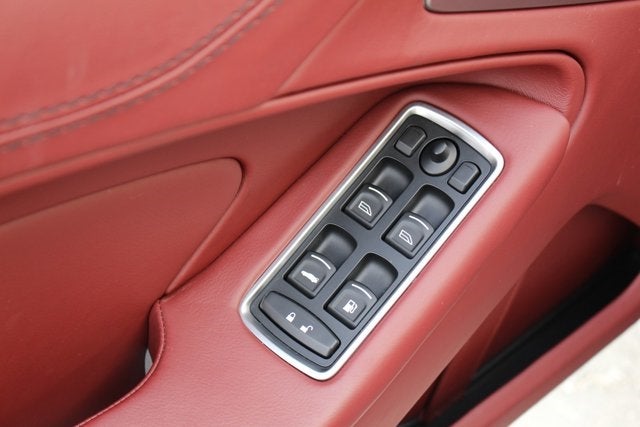 2016 Aston Martin Vanquish 2dr Cpe