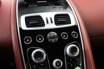 2016 Aston Martin Vanquish 2dr Cpe