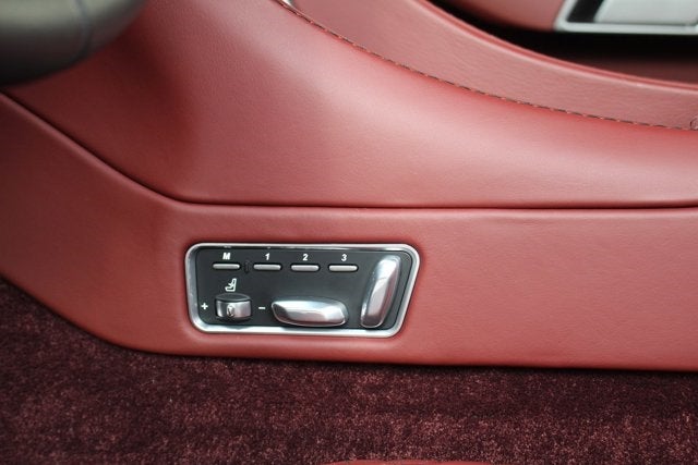 2016 Aston Martin Vanquish 2dr Cpe