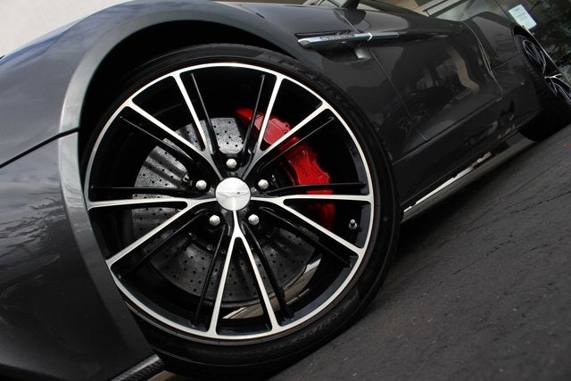 2016 Aston Martin Vanquish 2dr Cpe