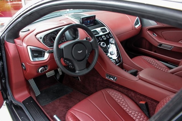 2016 Aston Martin Vanquish 2dr Cpe