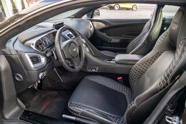 2016 Aston Martin Vanquish 2dr Cpe