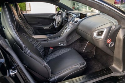 2016 Aston Martin Vanquish 2dr Cpe