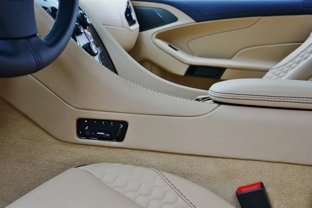 2016 Aston Martin Vanquish Coupe