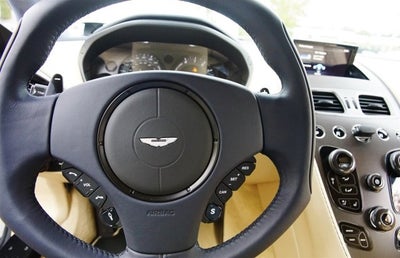 2016 Aston Martin Vanquish Coupe