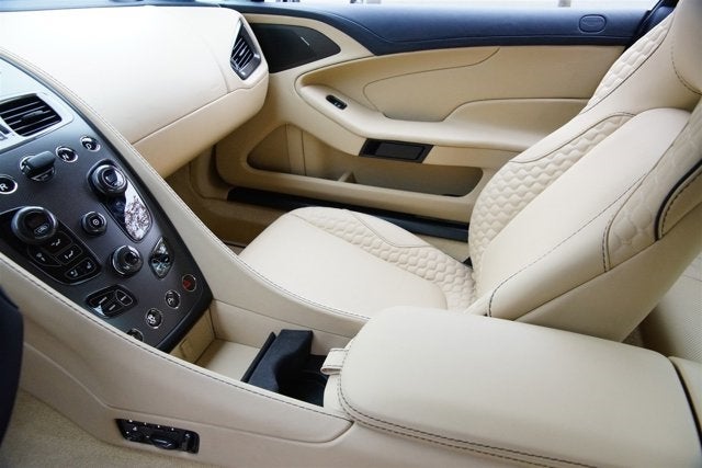 2016 Aston Martin Vanquish Coupe