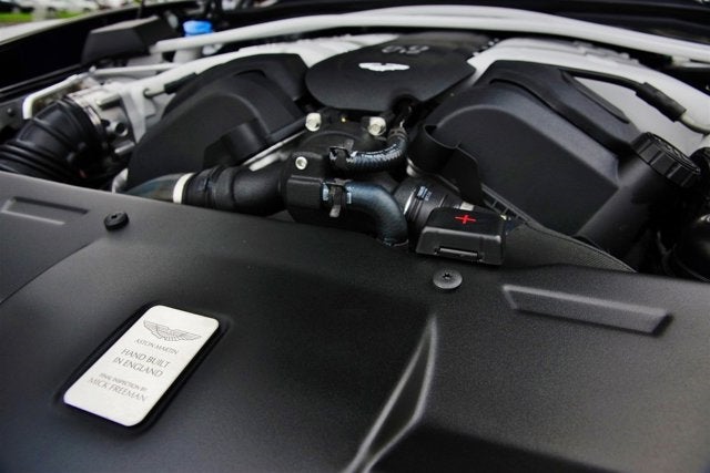 2016 Aston Martin Vanquish Coupe