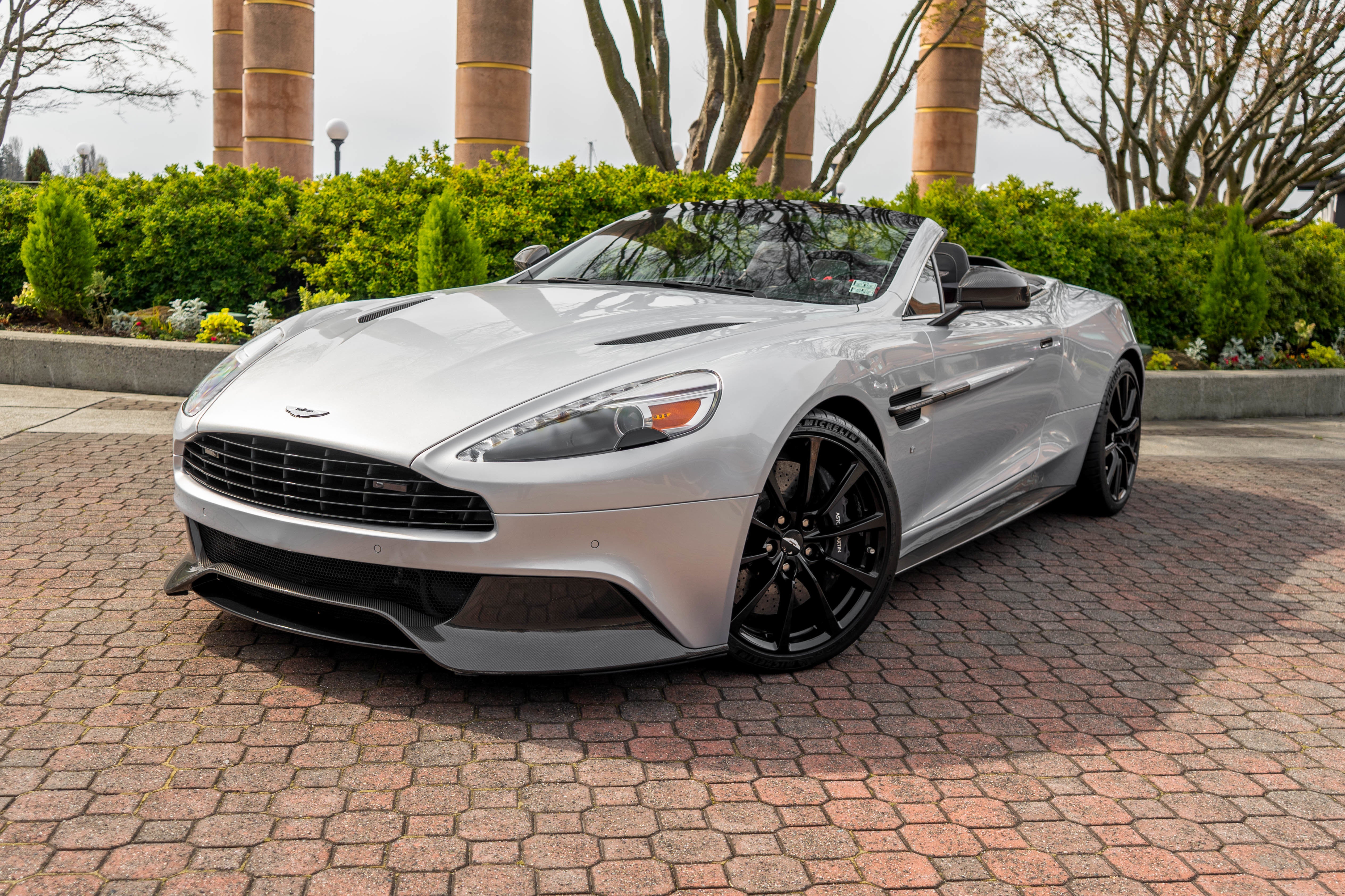 2016 Aston Martin Vanquish 2dr Volante