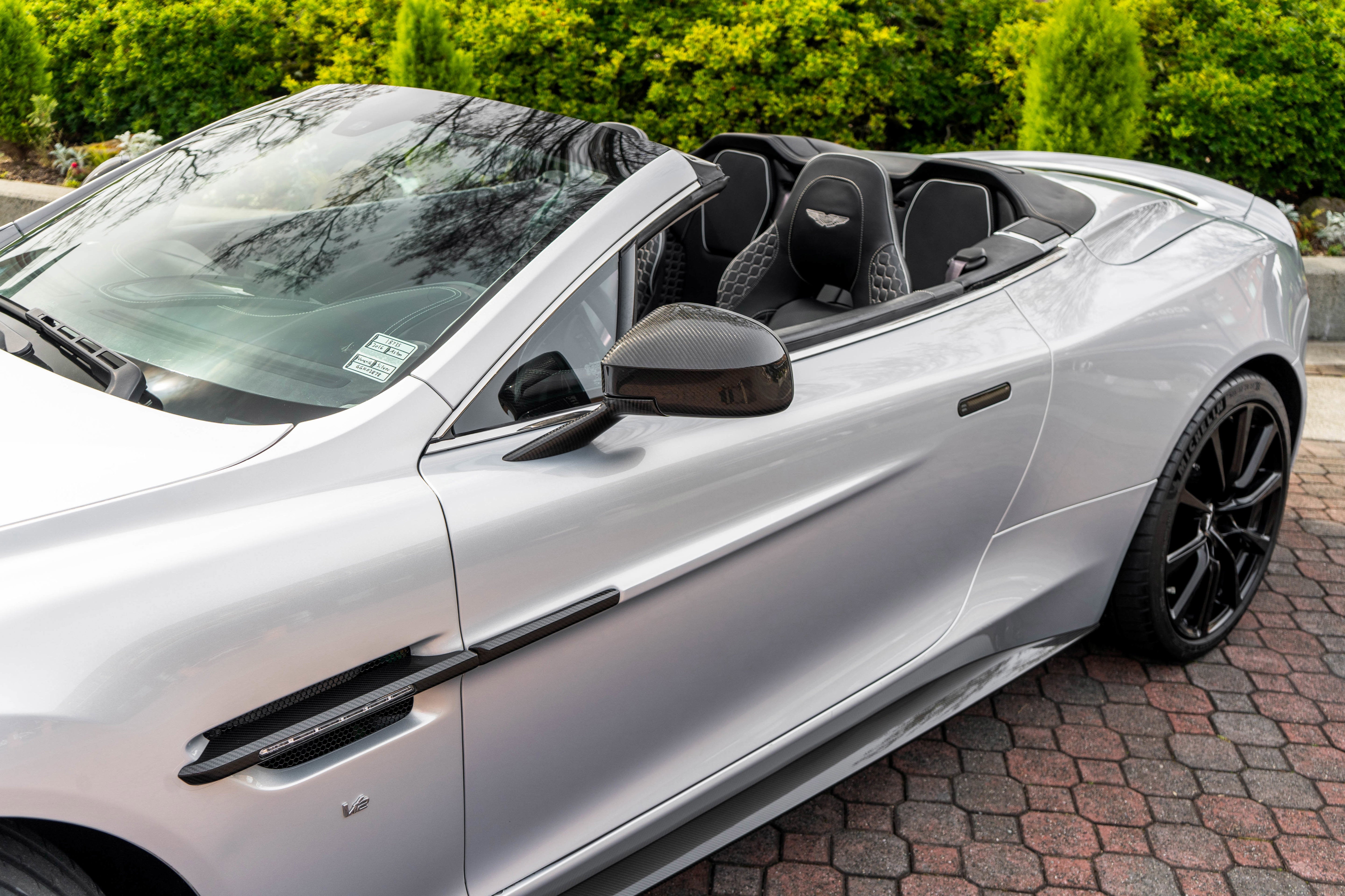 2016 Aston Martin Vanquish 2dr Volante